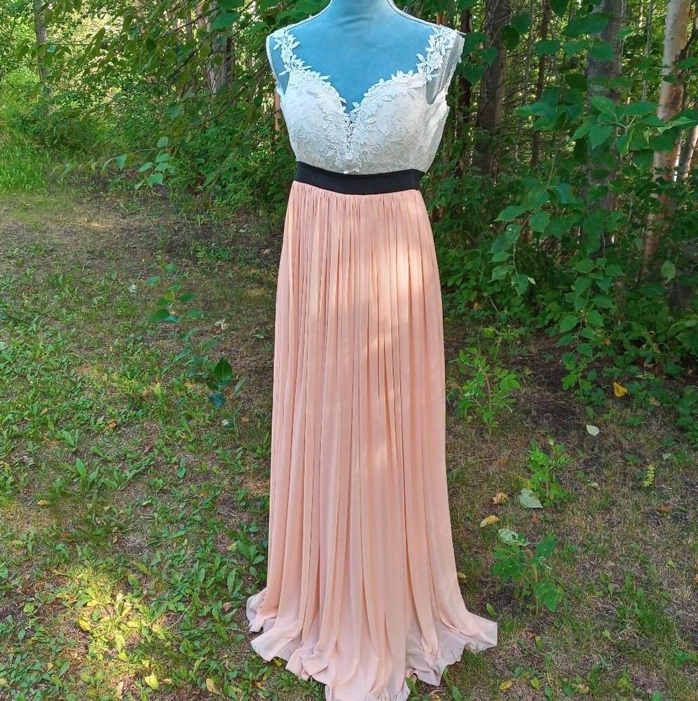🆕️ Ltd. Ed. 'Rare London' Prom Dress